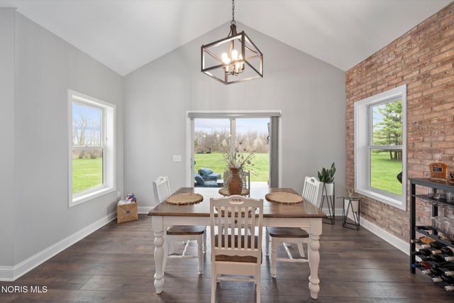 3901 Plumey Road, Northwood, OH 43619