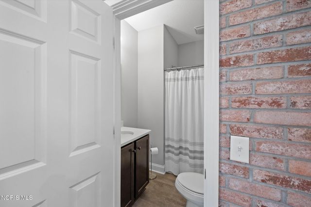 3901 Plumey Road, Northwood, OH 43619