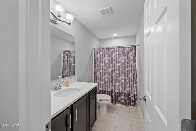 3901 Plumey Road, Northwood, OH 43619