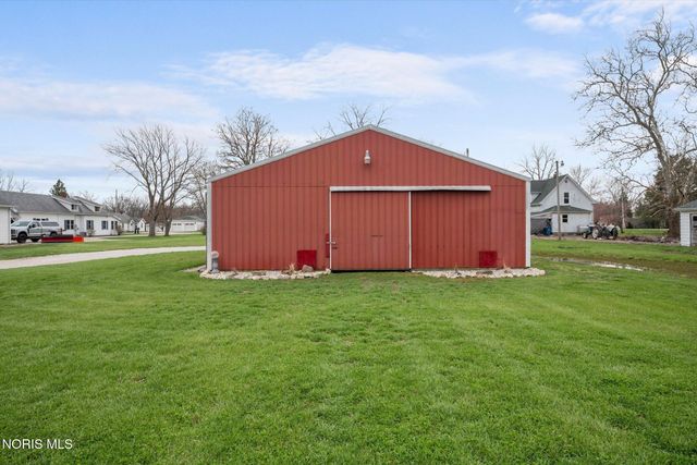 3901 Plumey Road, Northwood, OH 43619