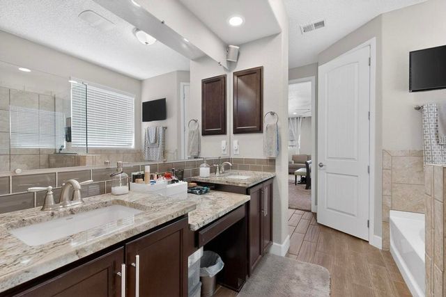 8931 S Sky Street NW, Albuquerque, NM 87114