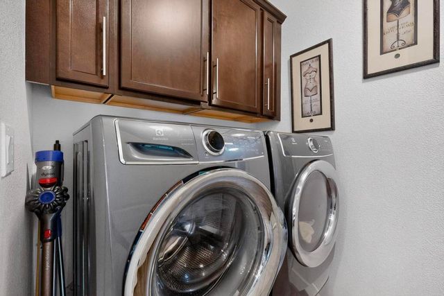 8931 S Sky Street NW, Albuquerque, NM 87114