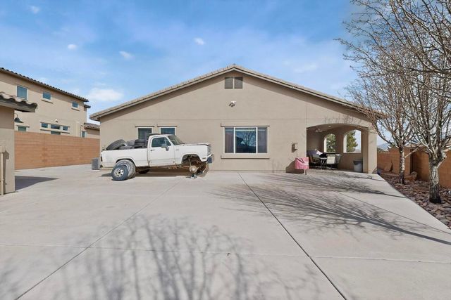 8931 S Sky Street NW, Albuquerque, NM 87114