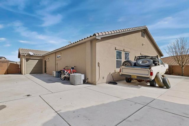 8931 S Sky Street NW, Albuquerque, NM 87114