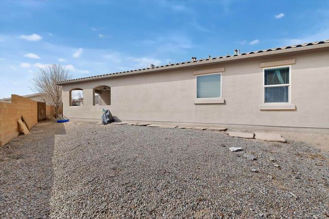 8931 S Sky Street NW, Albuquerque, NM 87114