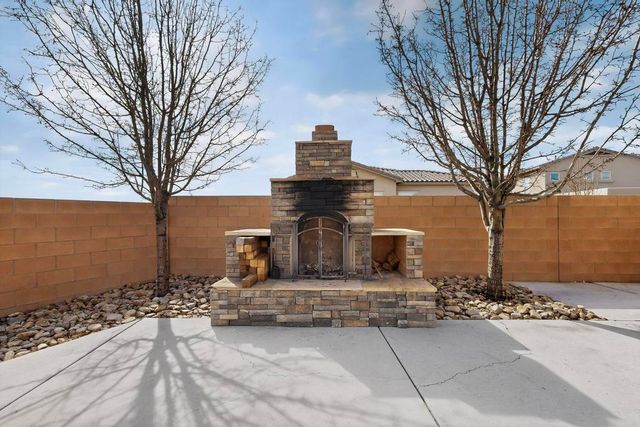 8931 S Sky Street NW, Albuquerque, NM 87114