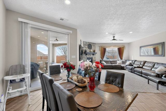 8931 S Sky Street NW, Albuquerque, NM 87114