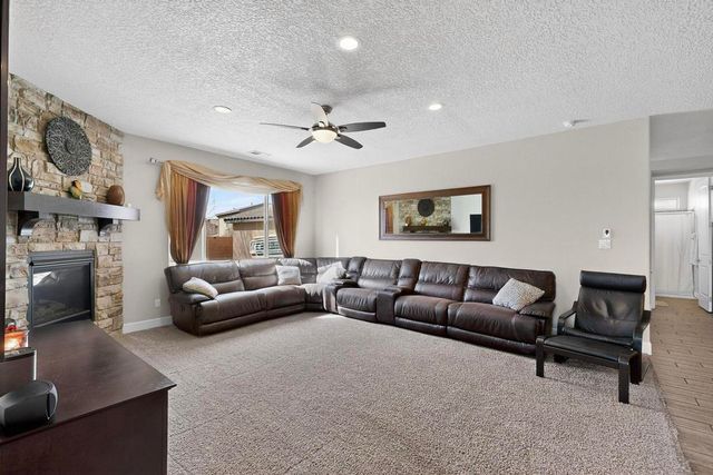 8931 S Sky Street NW, Albuquerque, NM 87114