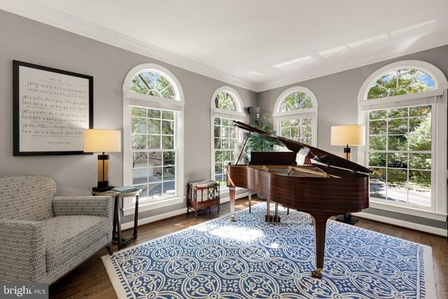 139 REES PL, Falls Church, VA 22046