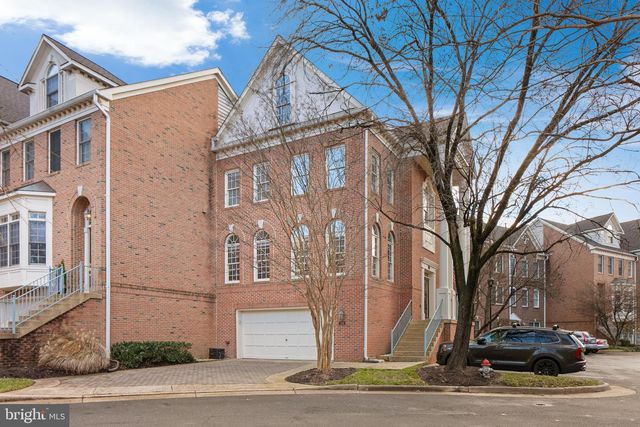 139 REES PL, Falls Church, VA 22046