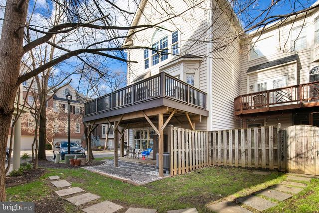 139 REES PL, Falls Church, VA 22046