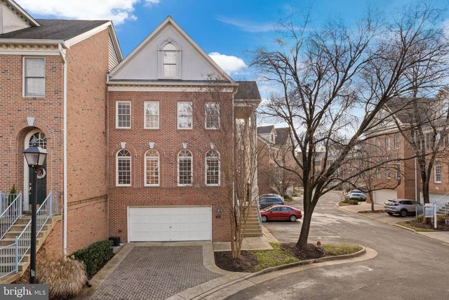 139 REES PL, Falls Church, VA 22046