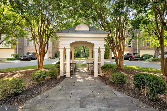 139 REES PL, Falls Church, VA 22046