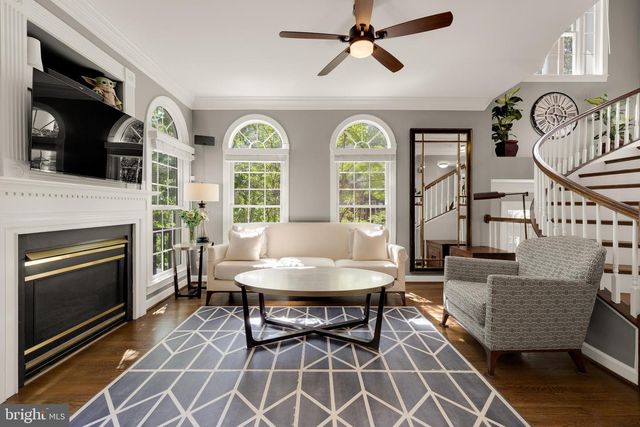 139 REES PL, Falls Church, VA 22046