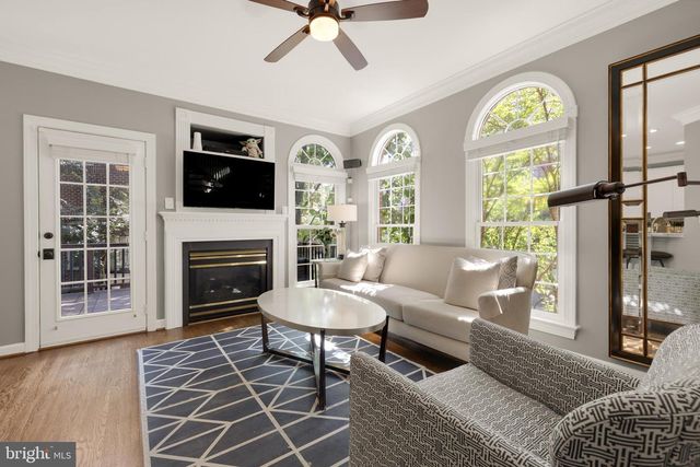 139 REES PL, Falls Church, VA 22046