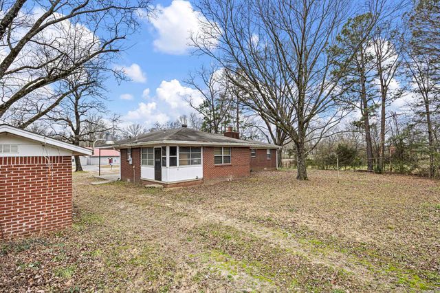 21685 State Highway 154, Dardanelle, AR 72834
