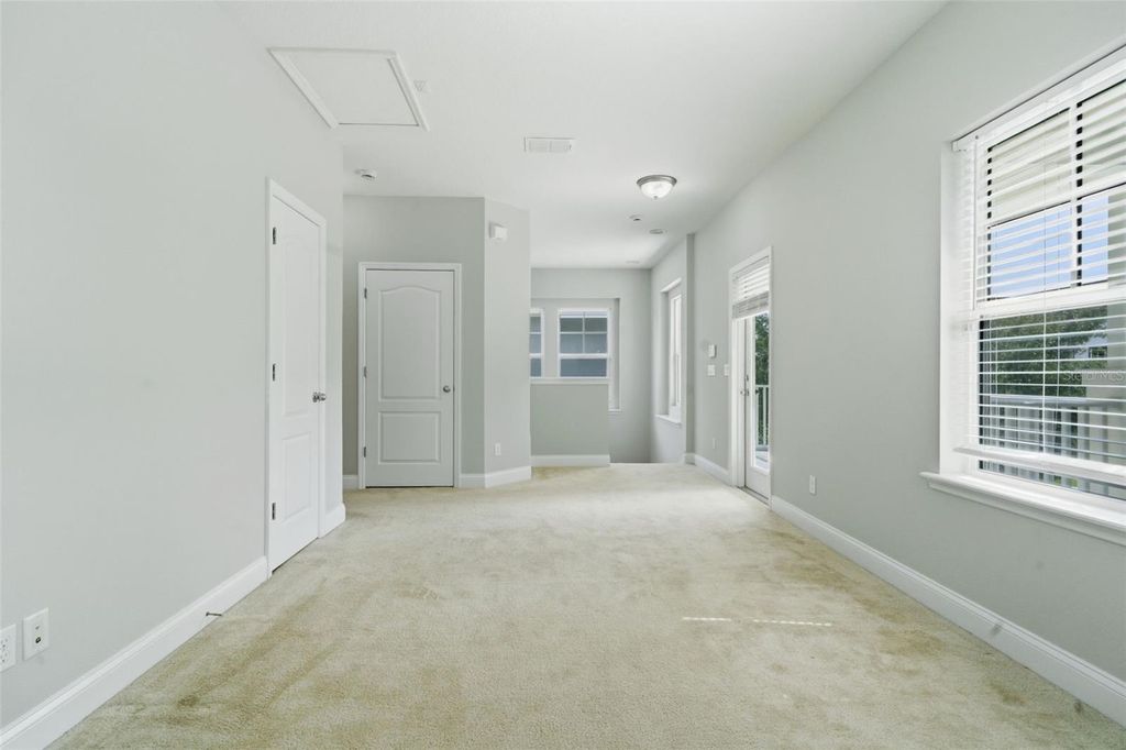 Image 18 of property listing at 13856 ELIOT AVENUE, Orlando, FL 32827