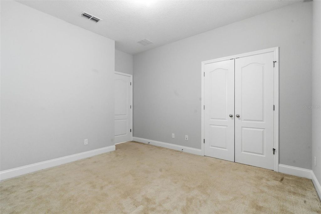 Image 25 of property listing at 13856 ELIOT AVENUE, Orlando, FL 32827