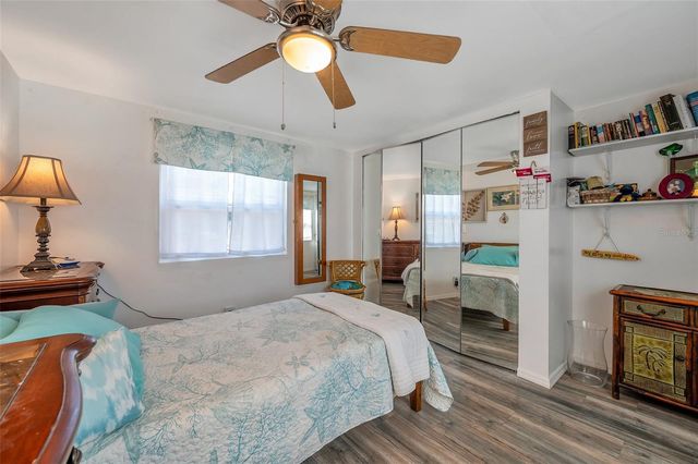 6580 SEMINOLE BOULEVARD 537, Seminole, FL 33772