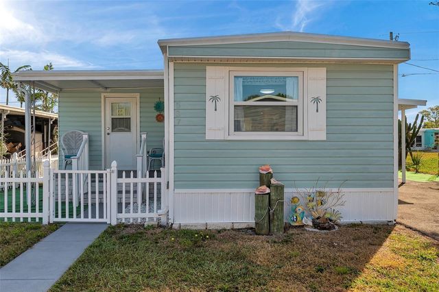 6580 SEMINOLE BOULEVARD 537, Seminole, FL 33772