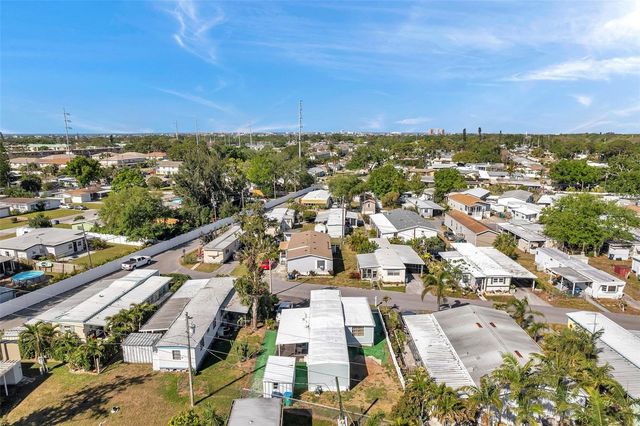 6580 SEMINOLE BOULEVARD 537, Seminole, FL 33772