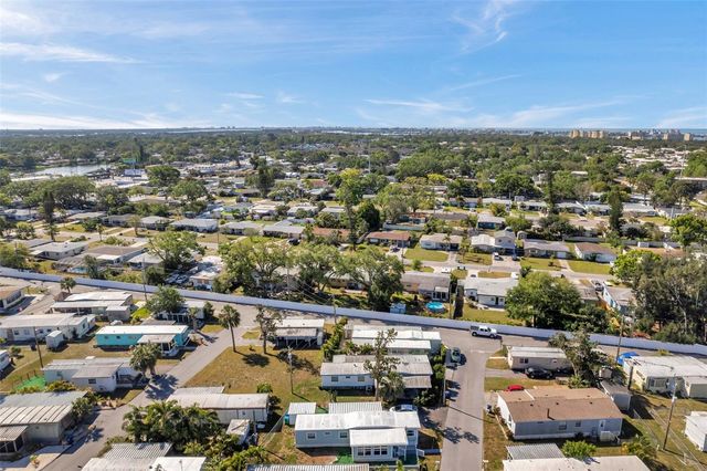 6580 SEMINOLE BOULEVARD 537, Seminole, FL 33772