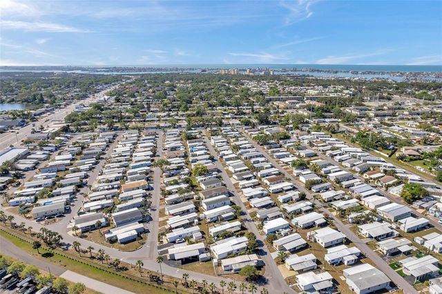 6580 SEMINOLE BOULEVARD 537, Seminole, FL 33772