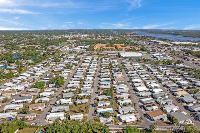 6580 SEMINOLE BOULEVARD 537, Seminole, FL 33772