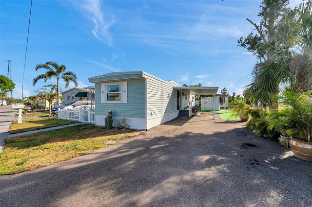 6580 SEMINOLE BOULEVARD 537, Seminole, FL 33772