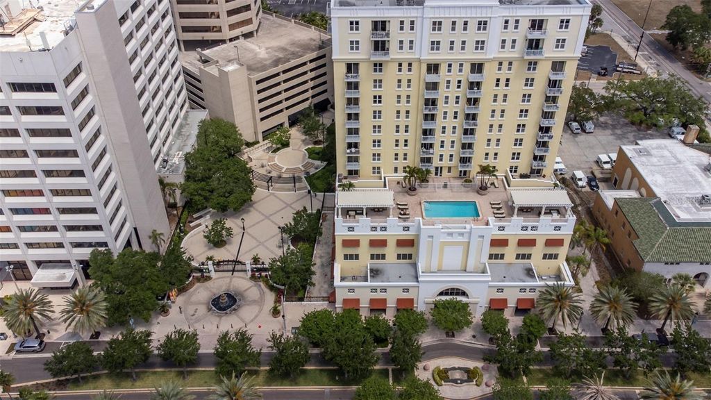 628 CLEVELAND STREET 1507, Clearwater, FL 33755