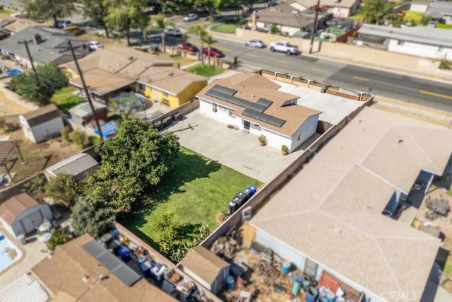 9497 Catawba Ave, Fontana, CA 92335
