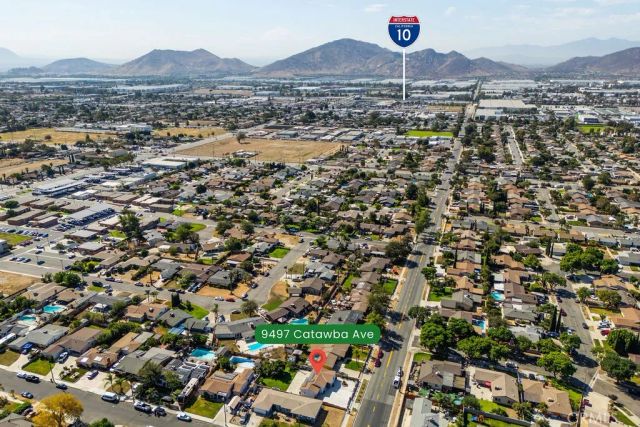 9497 Catawba Ave, Fontana, CA 92335