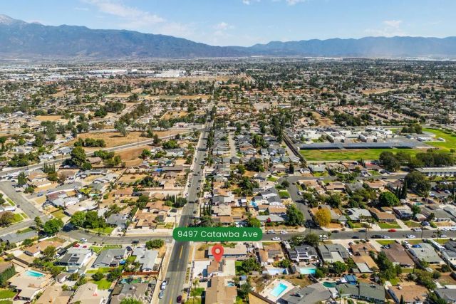 9497 Catawba Ave, Fontana, CA 92335