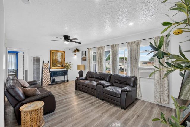 9497 Catawba Ave, Fontana, CA 92335