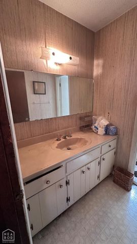 2000 Broadmoor Road, Jonesboro, AR 72401