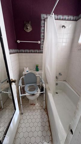 2000 Broadmoor Road, Jonesboro, AR 72401