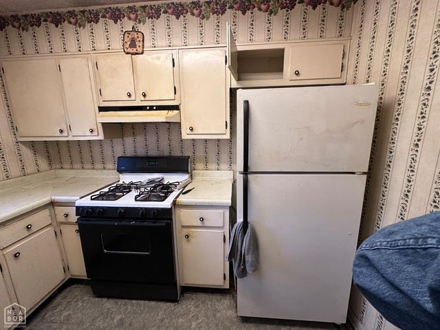 2000 Broadmoor Road, Jonesboro, AR 72401