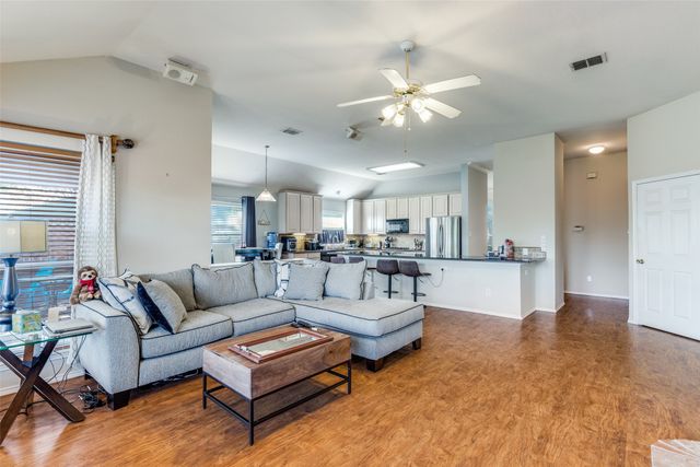 10403 Stone Falls Lane, Frisco, TX 75035