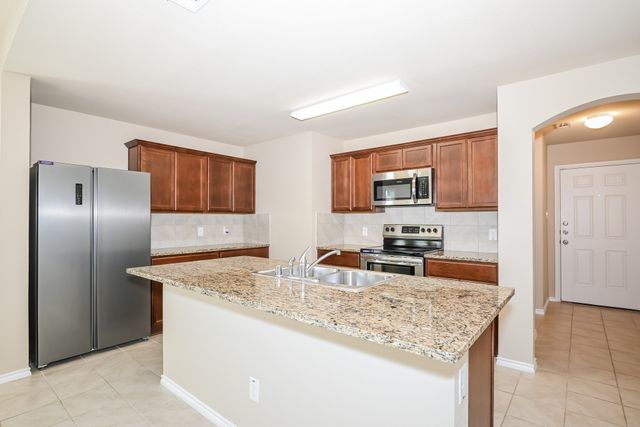 961 Corbitt Lane, Fate, TX 75189