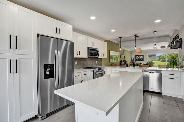 4799 NW 9TH Avenue, Deerfield Beach, FL 33064
