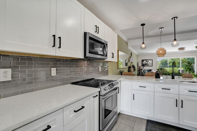 4799 NW 9TH Avenue, Deerfield Beach, FL 33064