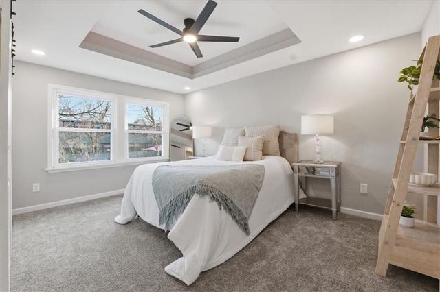 39 W 70th Terrace, Kansas City, MO 64113