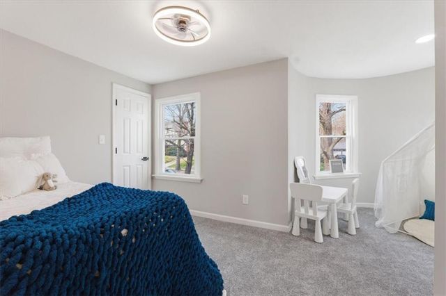 39 W 70th Terrace, Kansas City, MO 64113