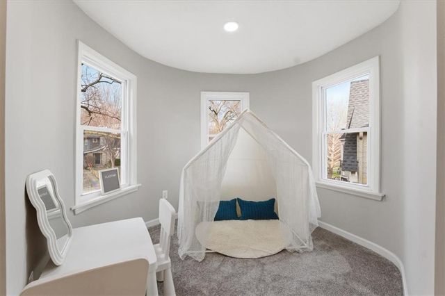 39 W 70th Terrace, Kansas City, MO 64113