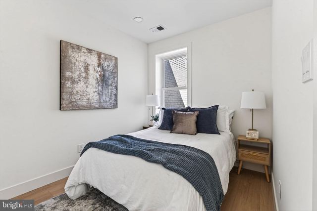 609 HARVARD ST NW, Washington, DC 20001