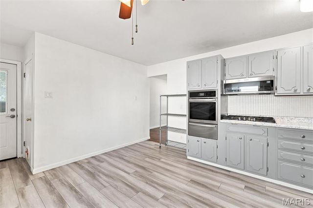 2263 McKelvey Road, Maryland Heights, MO 63043