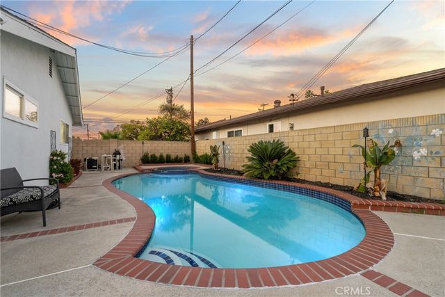 225 S Feldner, Orange, CA 92868