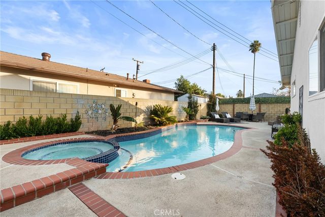 225 S Feldner, Orange, CA 92868