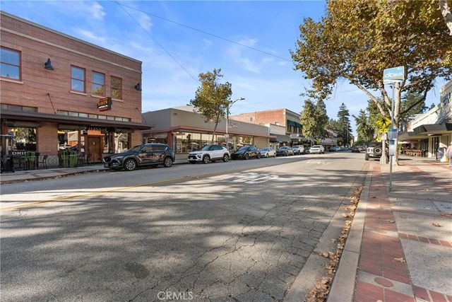 225 S Feldner, Orange, CA 92868