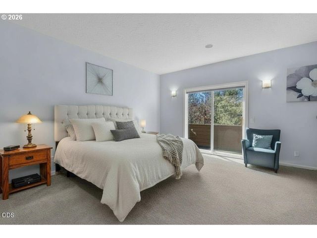 1154 Nw REDFIELD Cir, Bend, OR 97703